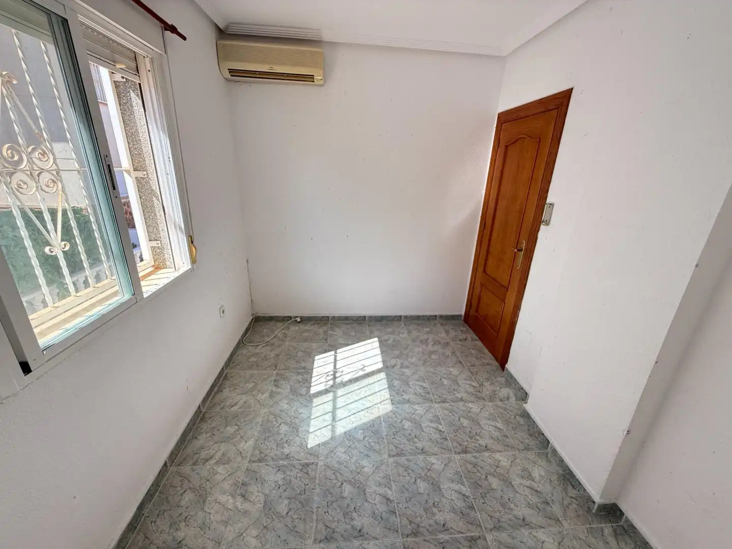 Casa o xalet en venda en San Miguel de Salinas amb Jardí privat i Piscina comunitària