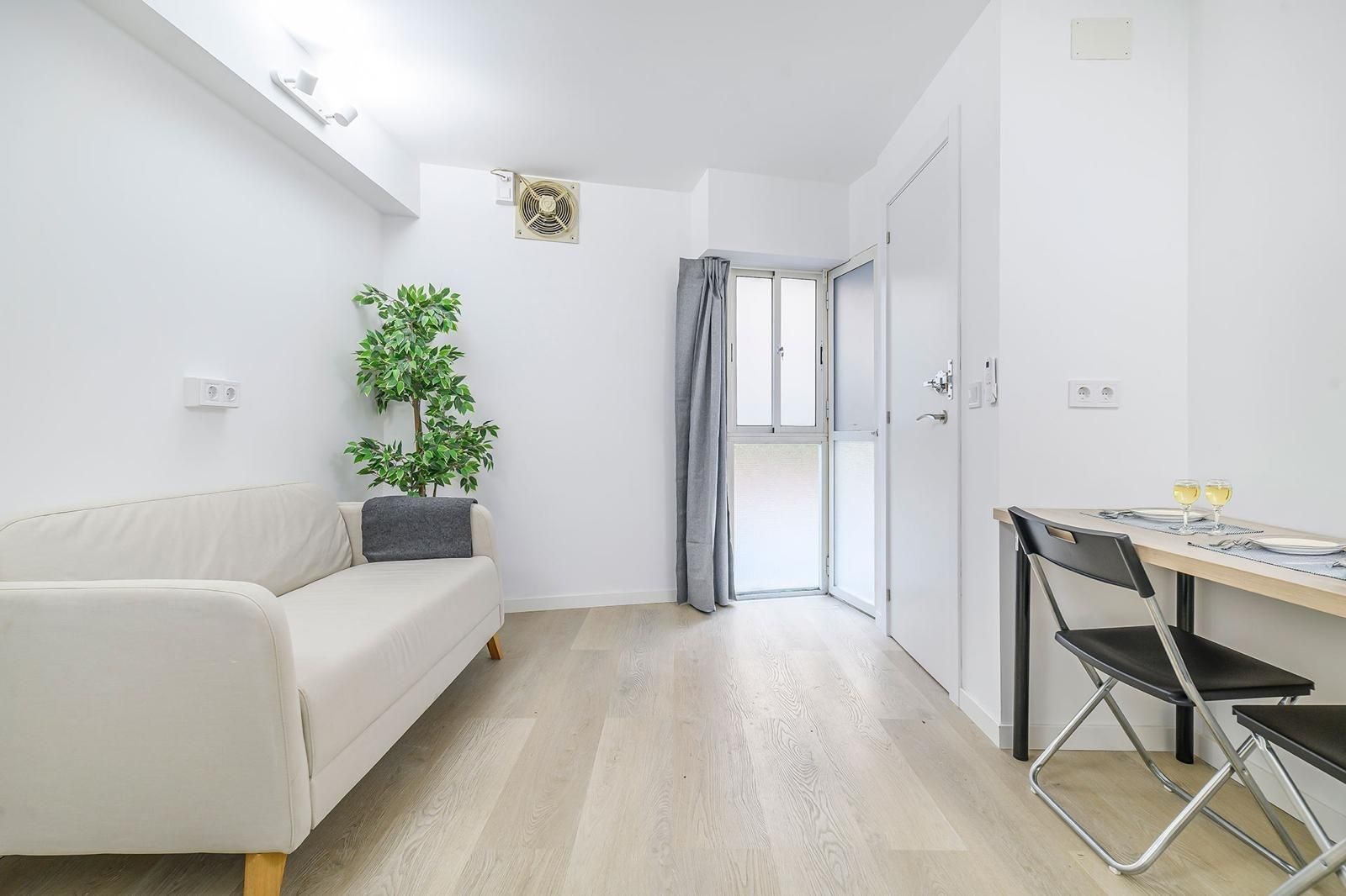 Bedroom of Planta baja for sale in Cornellà de Llobregat