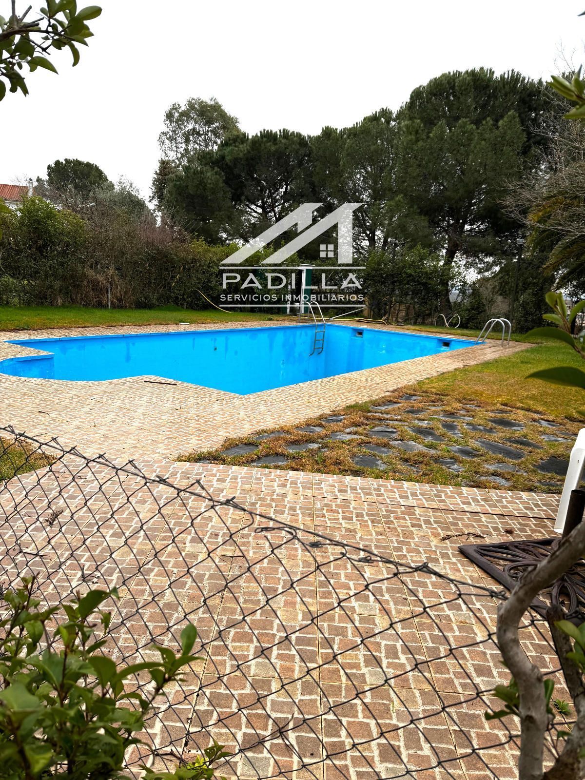 Swimming pool of Flat to rent in Méntrida  with Air Conditioner and Heating