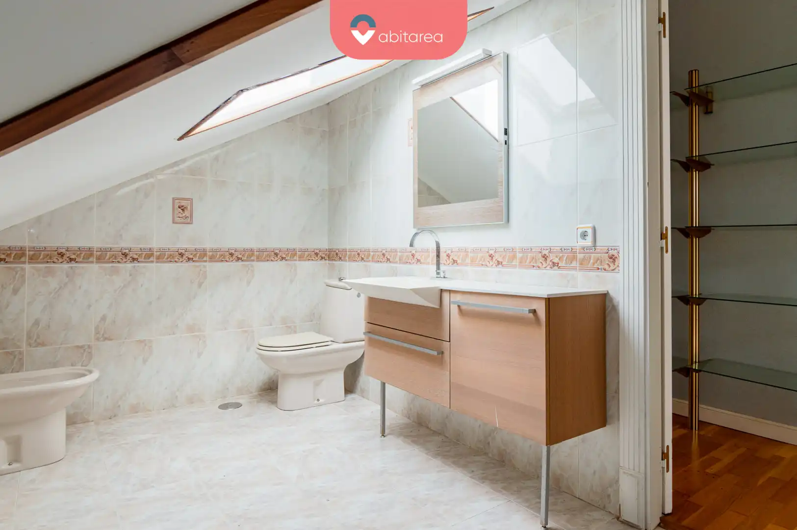 Baño de Casa o chalet en venta en Santa Cruz de Bezana con Calefacción, Jardín privado y Parquet