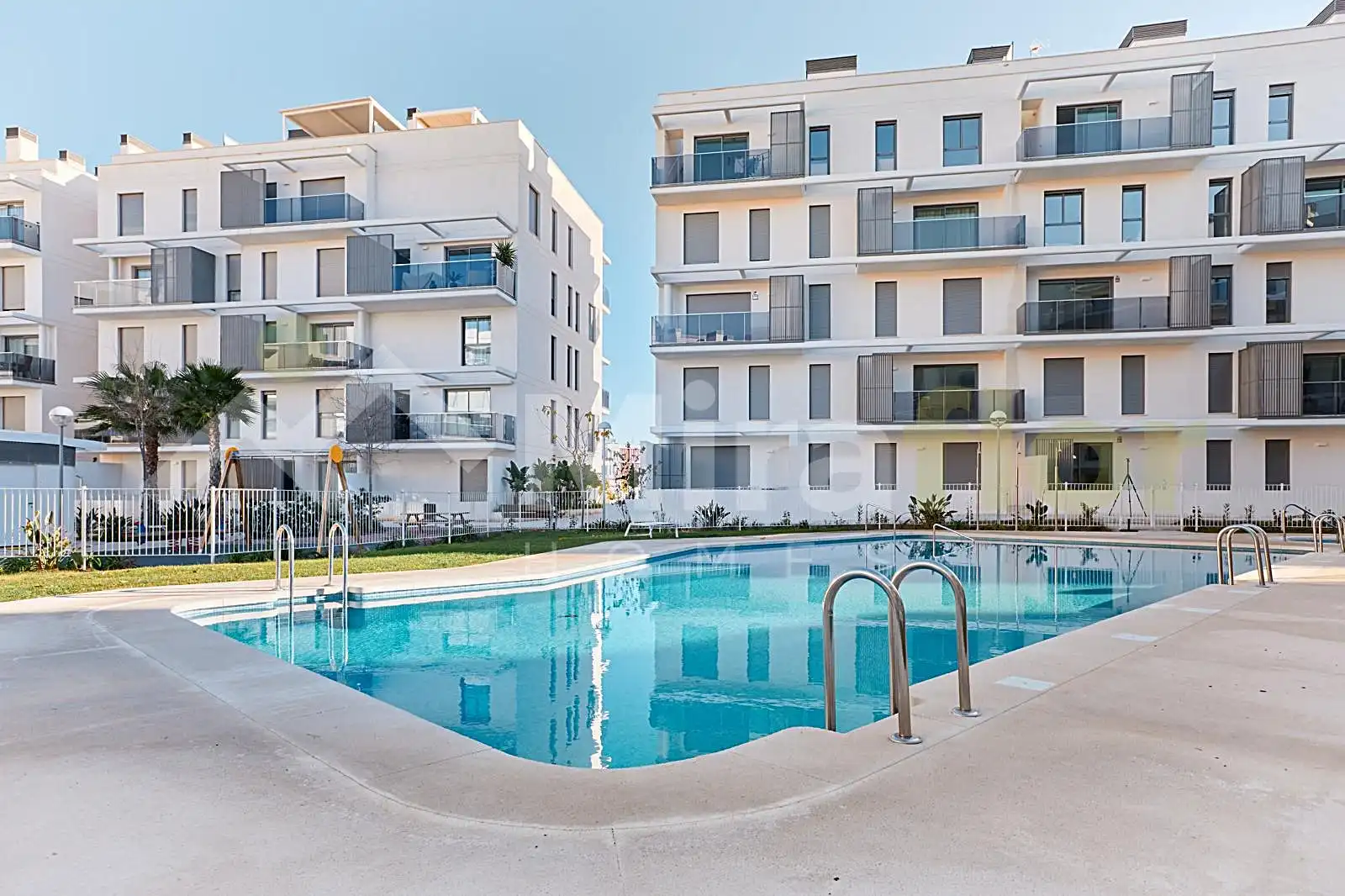 Piscina de Ático en venta en Dénia con Aire acondicionado, Terraza y Trastero