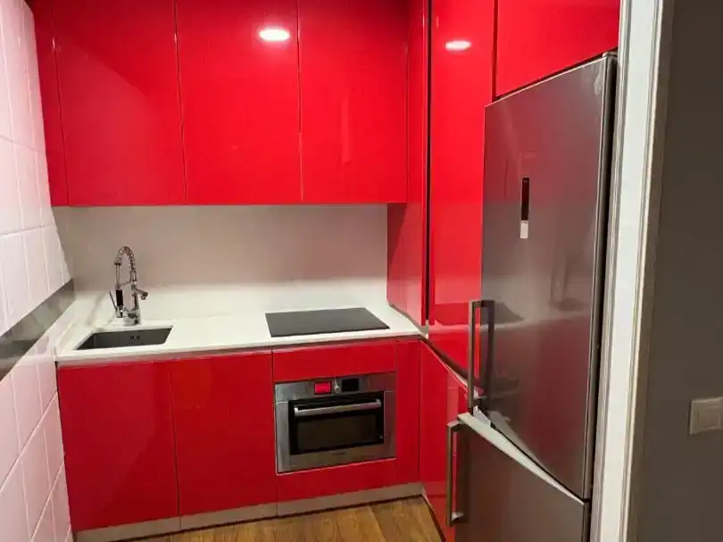 Cuina de Pis de lloguer en Foz amb Parquet i Moblat