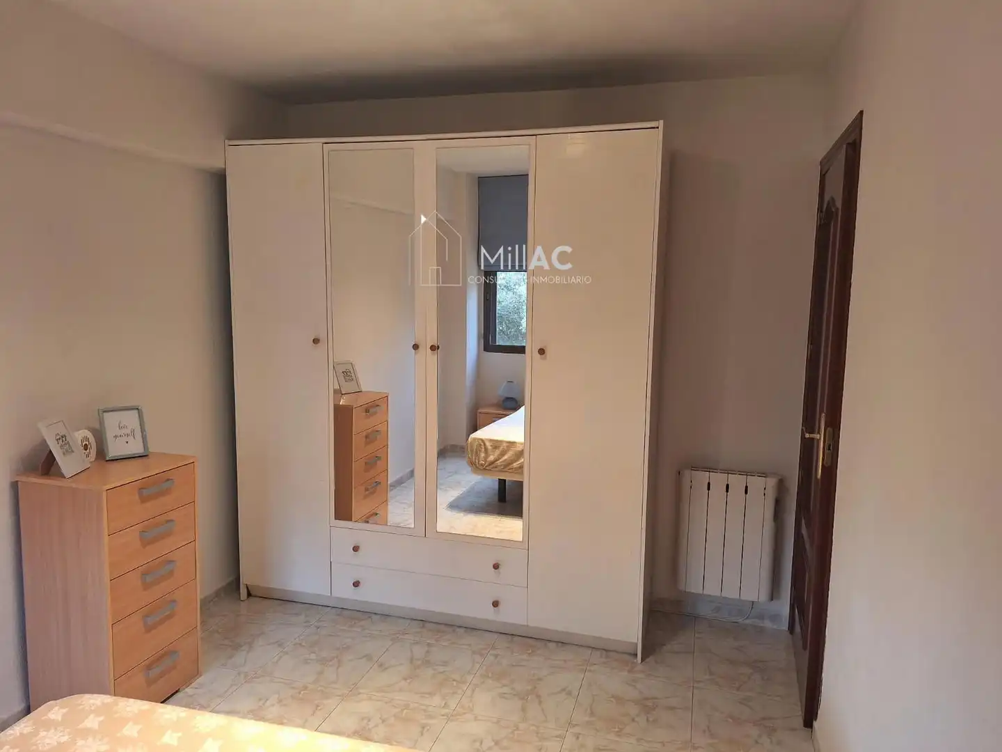 Bedroom of Flat for rent in Madrid  with Air Conditioner, Heating and Furnished