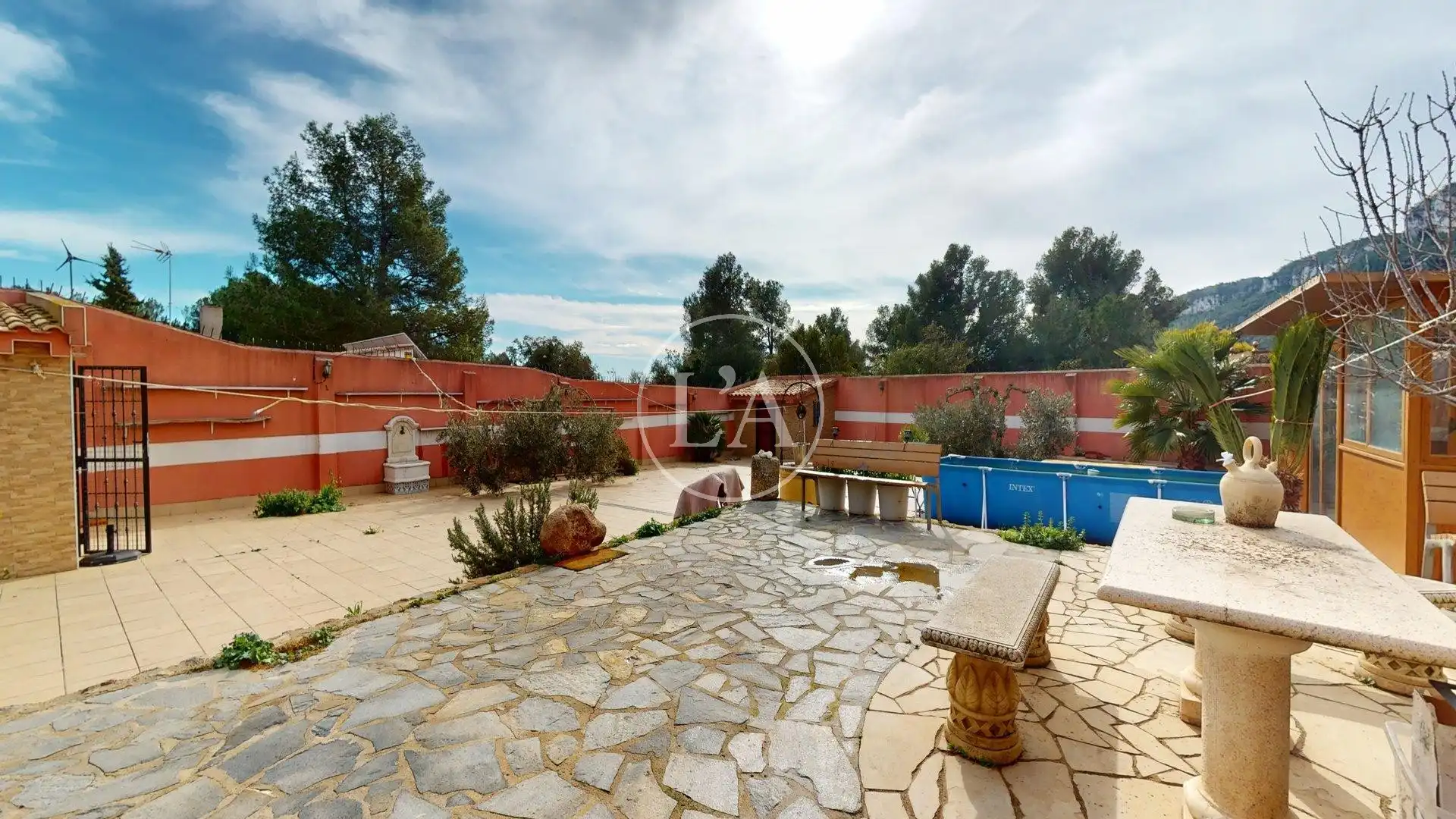 Jardí de Casa o xalet en venda en Vilanova d'Escornalbou amb Calefacció, Jardí privat i Terrassa