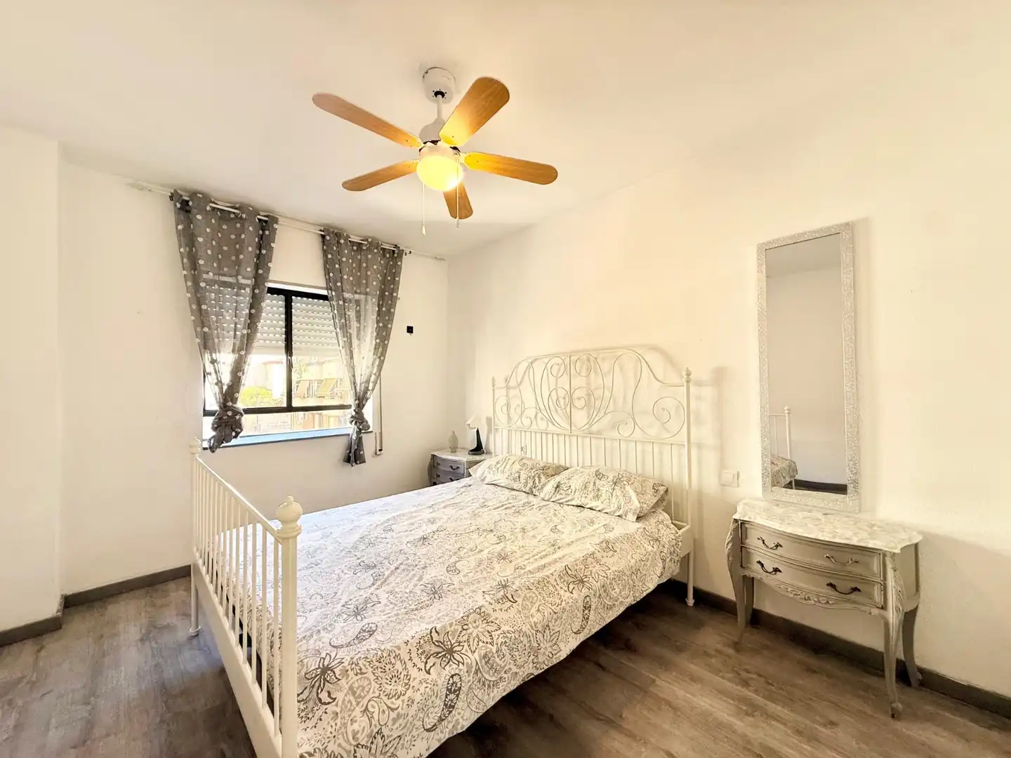 Apartamento de alquiler en Alicante / Alacant, Alicante