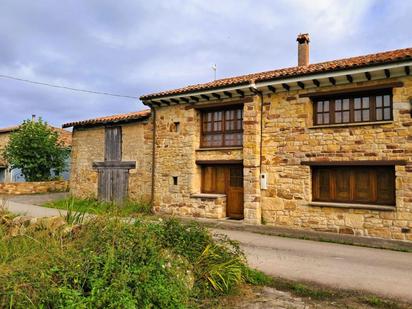 Exterior view of House or chalet for sale in Villaviciosa  with Heating, Private garden and Terrace