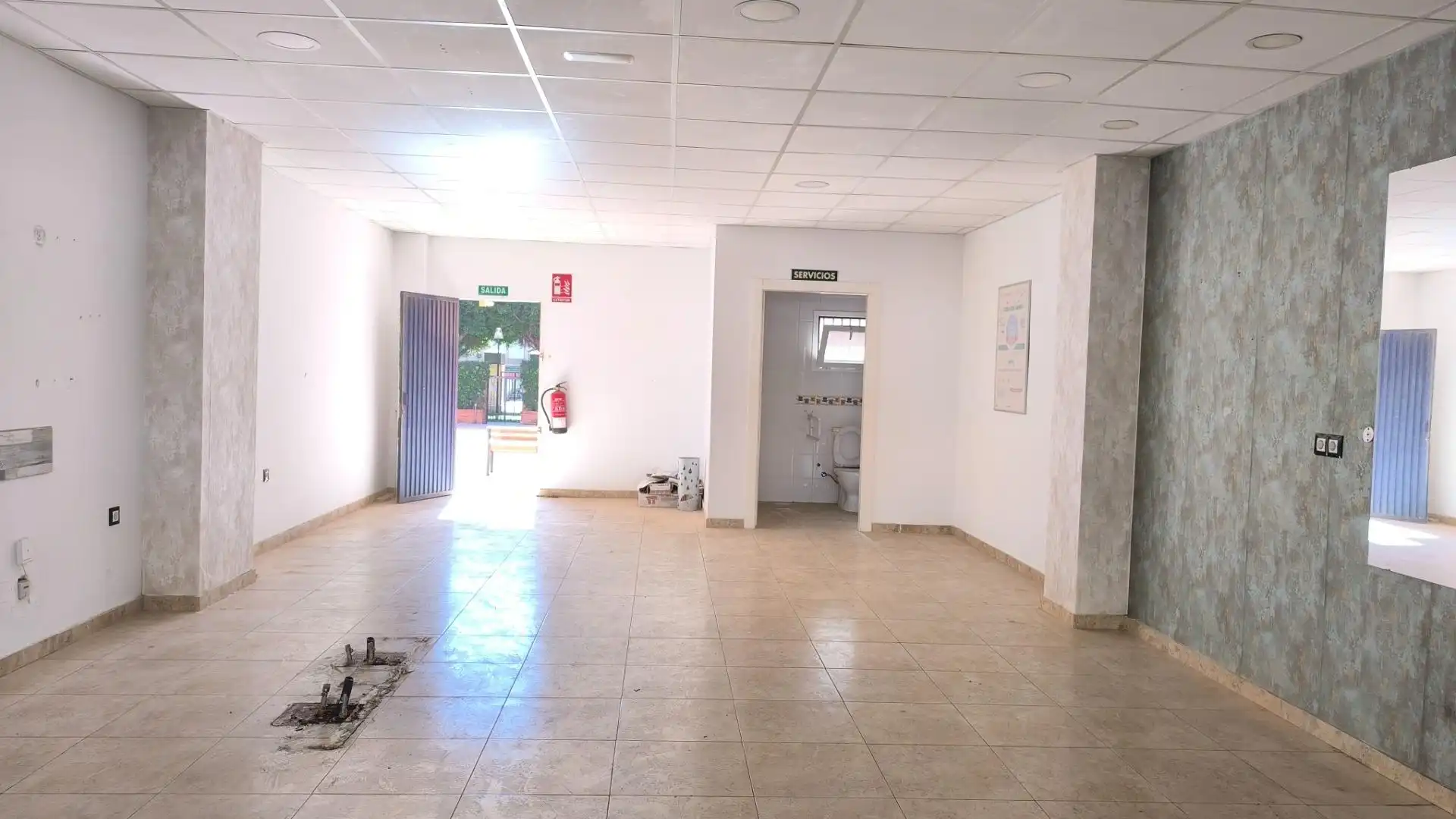 Geschaftsraum zur Miete in Almería, Almería