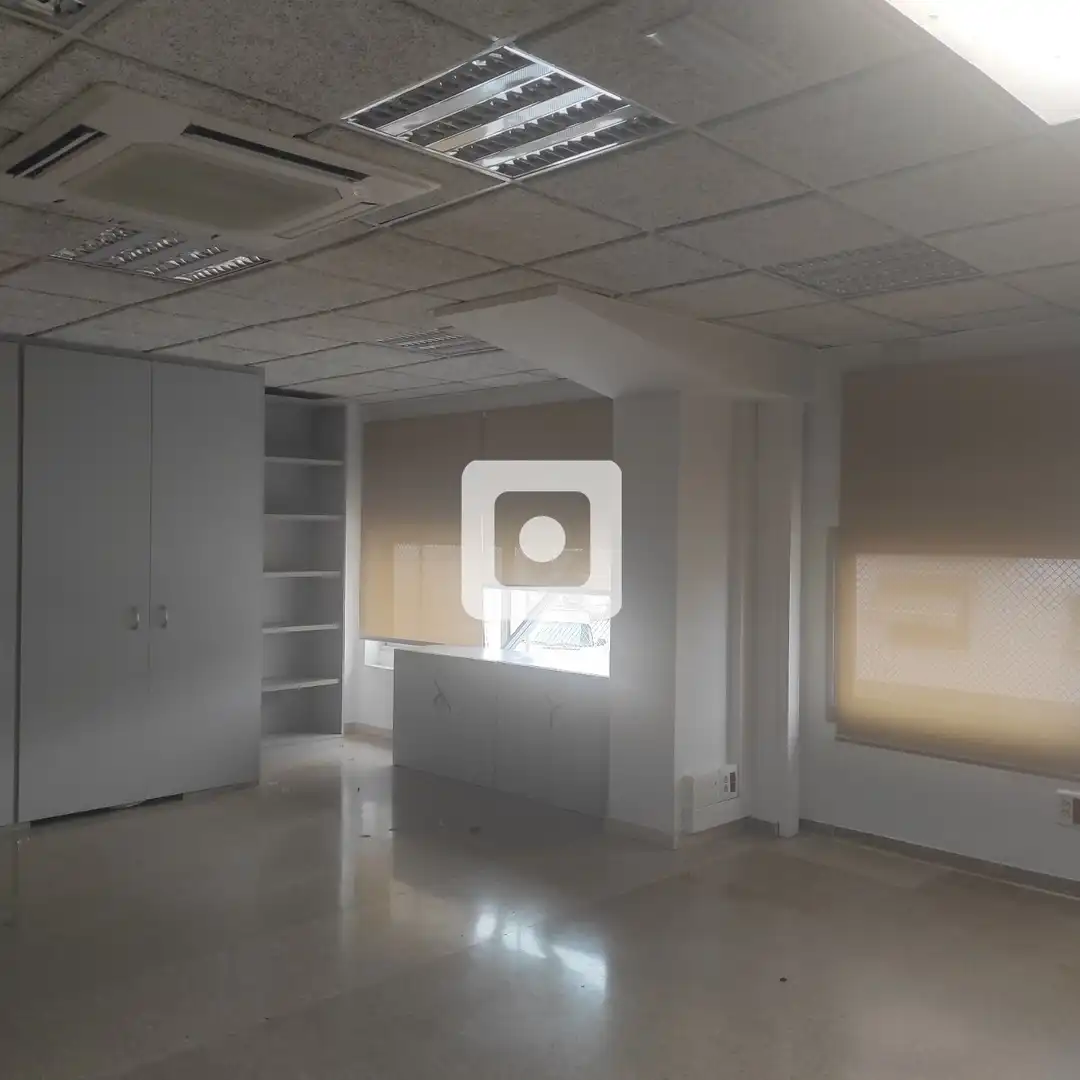 Industrial buildings for rent in de les Cosidores, Egara