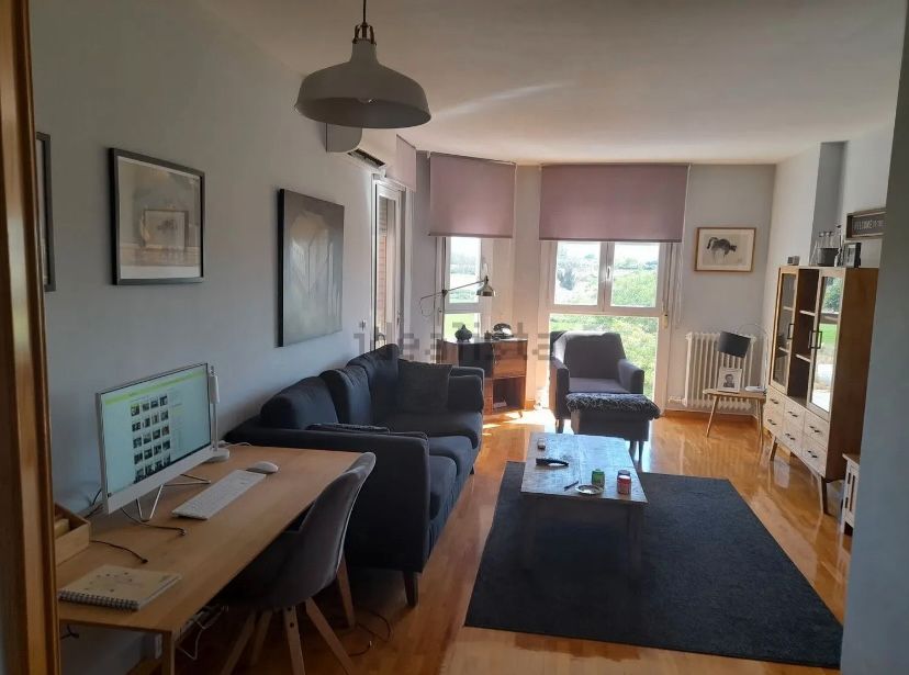 Sala de estar de Piso en venta en Tudela con Calefacción, Parquet y Trastero