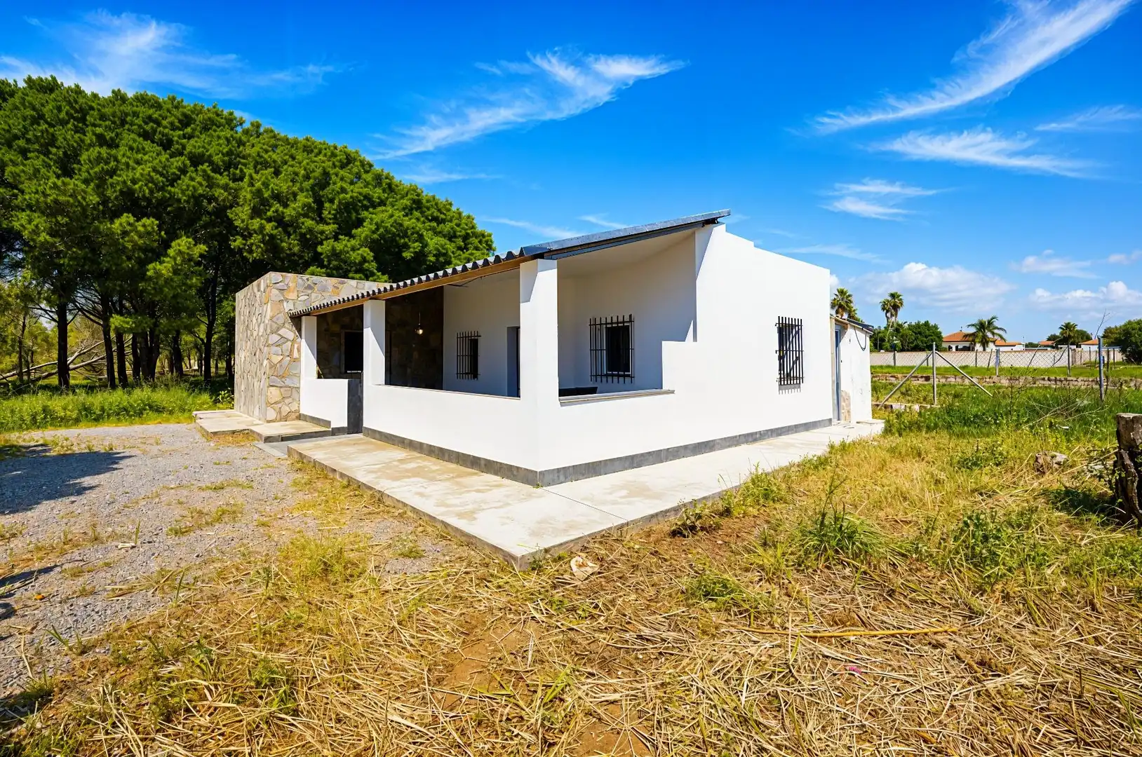 Vista exterior de Casa o chalet en venta en Chiclana de la Frontera con Trastero