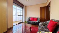 Living room of Flat for sale in Santoña  with Heating, Terrace and Furnished