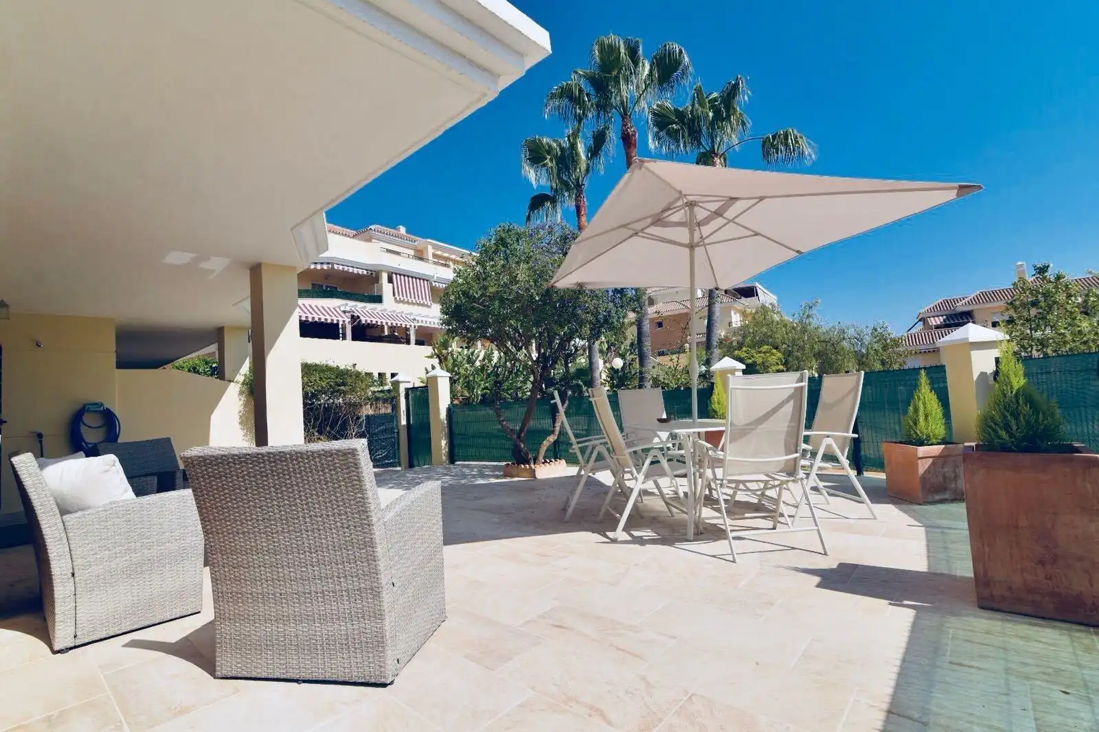 Terraza de Planta baja en venta en Vélez-Málaga con Aire acondicionado, Jardín privado y Terraza