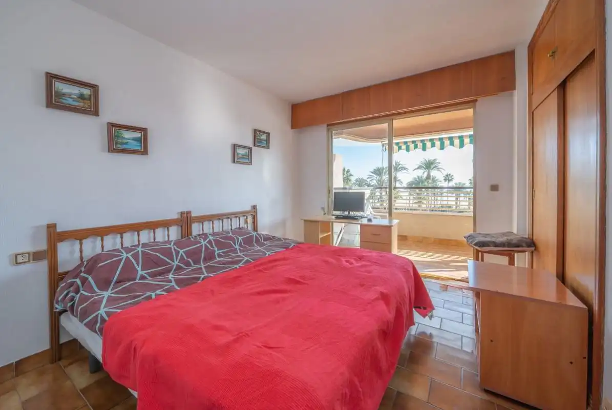 Habitación de Piso en venta en El Campello con Calefacción, Jardín privado y Terraza
