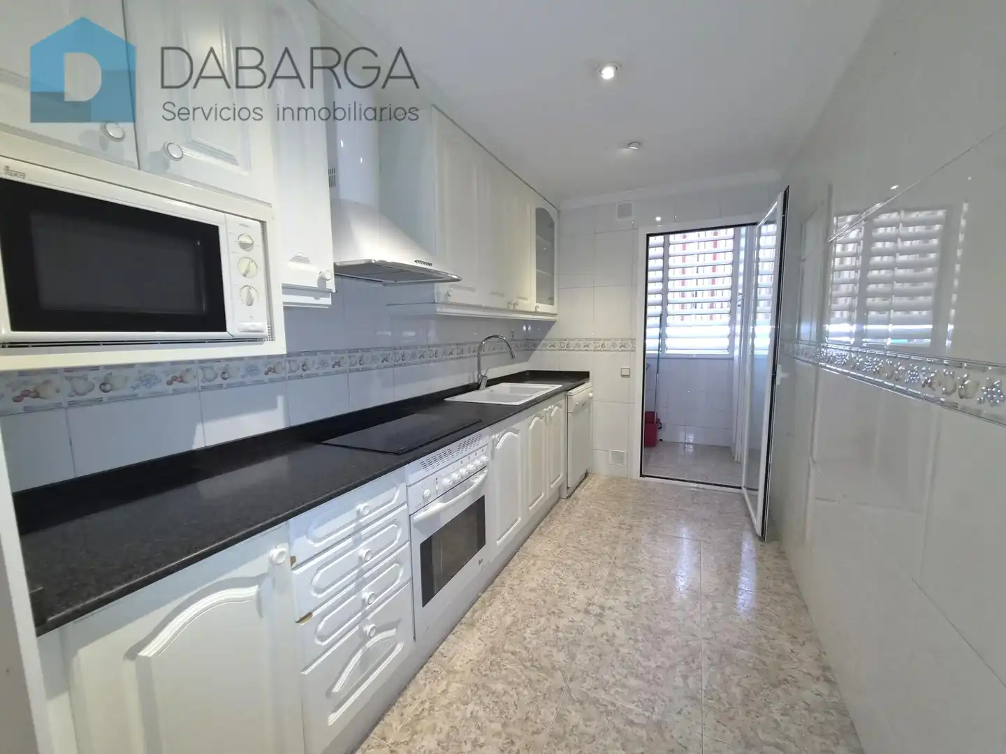 Cocina de Piso en venta en Ripollet con Calefacción, Trastero y Horno