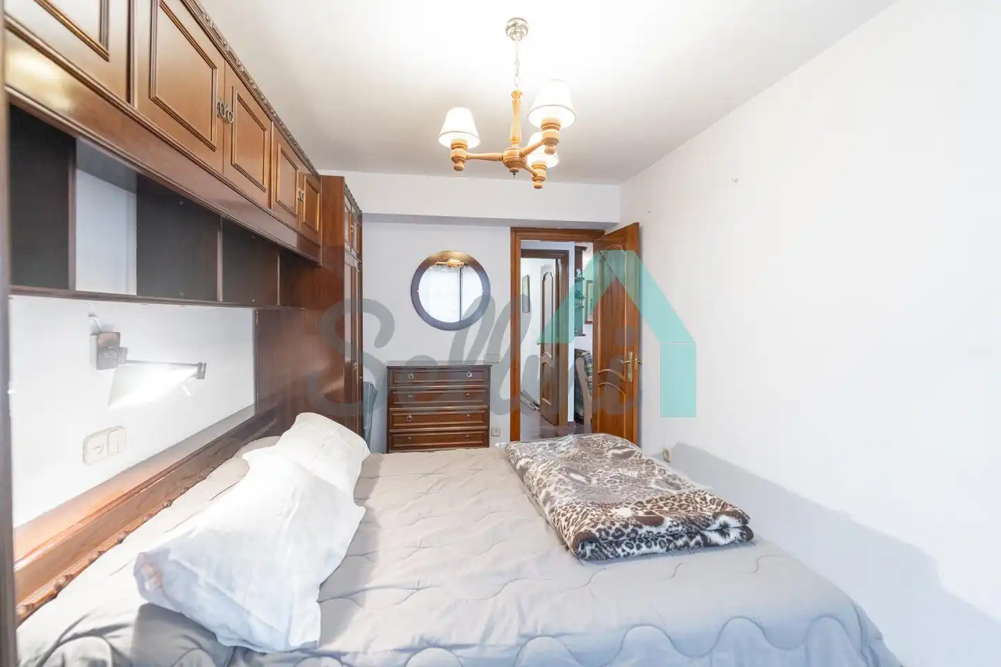 Bedroom of Flat for rent in Gijón   with Heating, Parquet flooring and Furnished