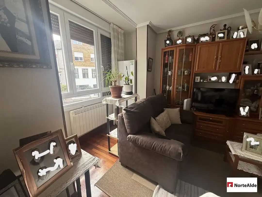 Flat with balcony for sale in Rontegui - Pormetxeta, imagen 3
