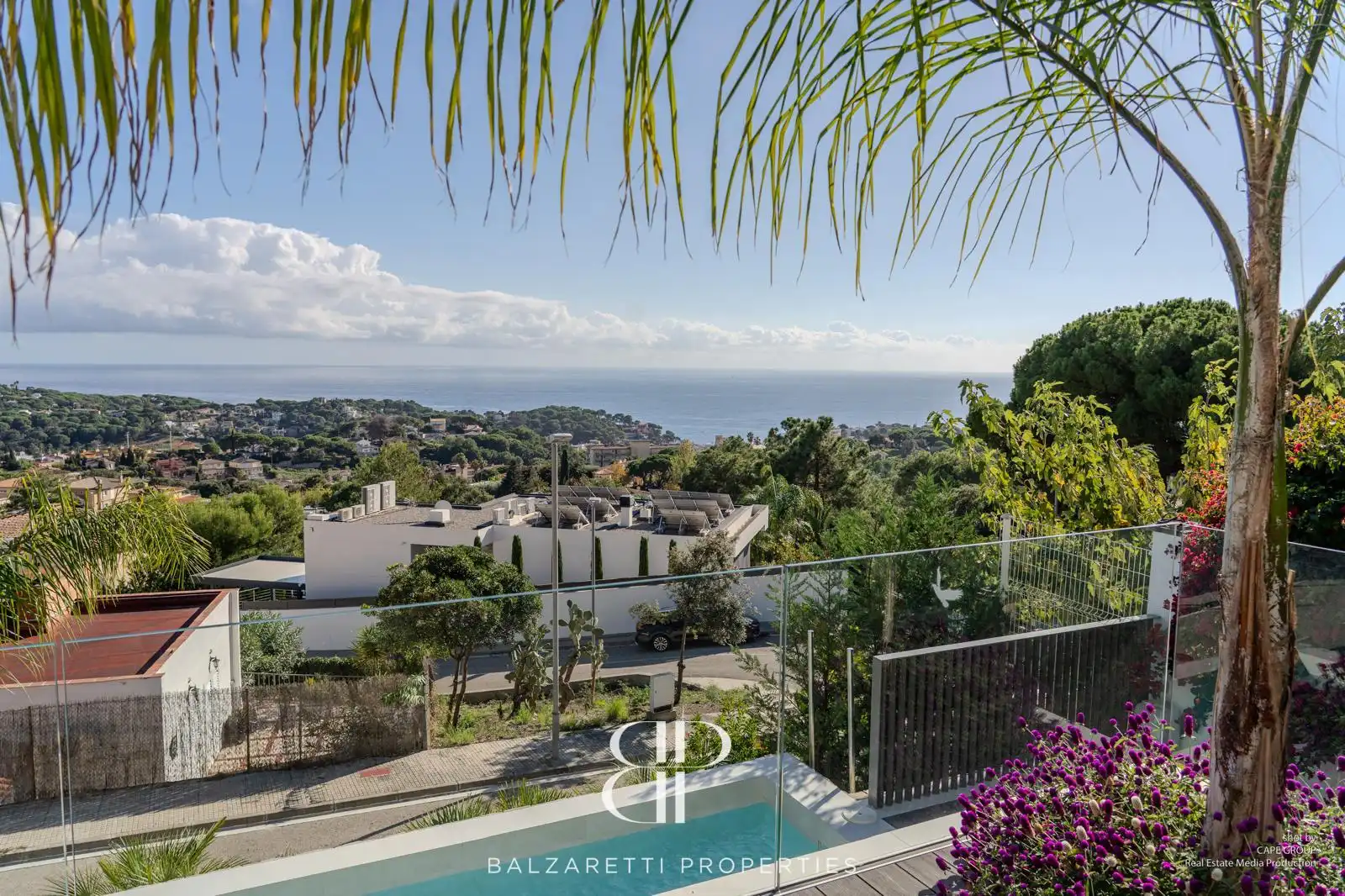 Vista exterior de Casa o xalet en venda en Lloret de Mar amb Aire condicionat, Calefacció i Jardí privat