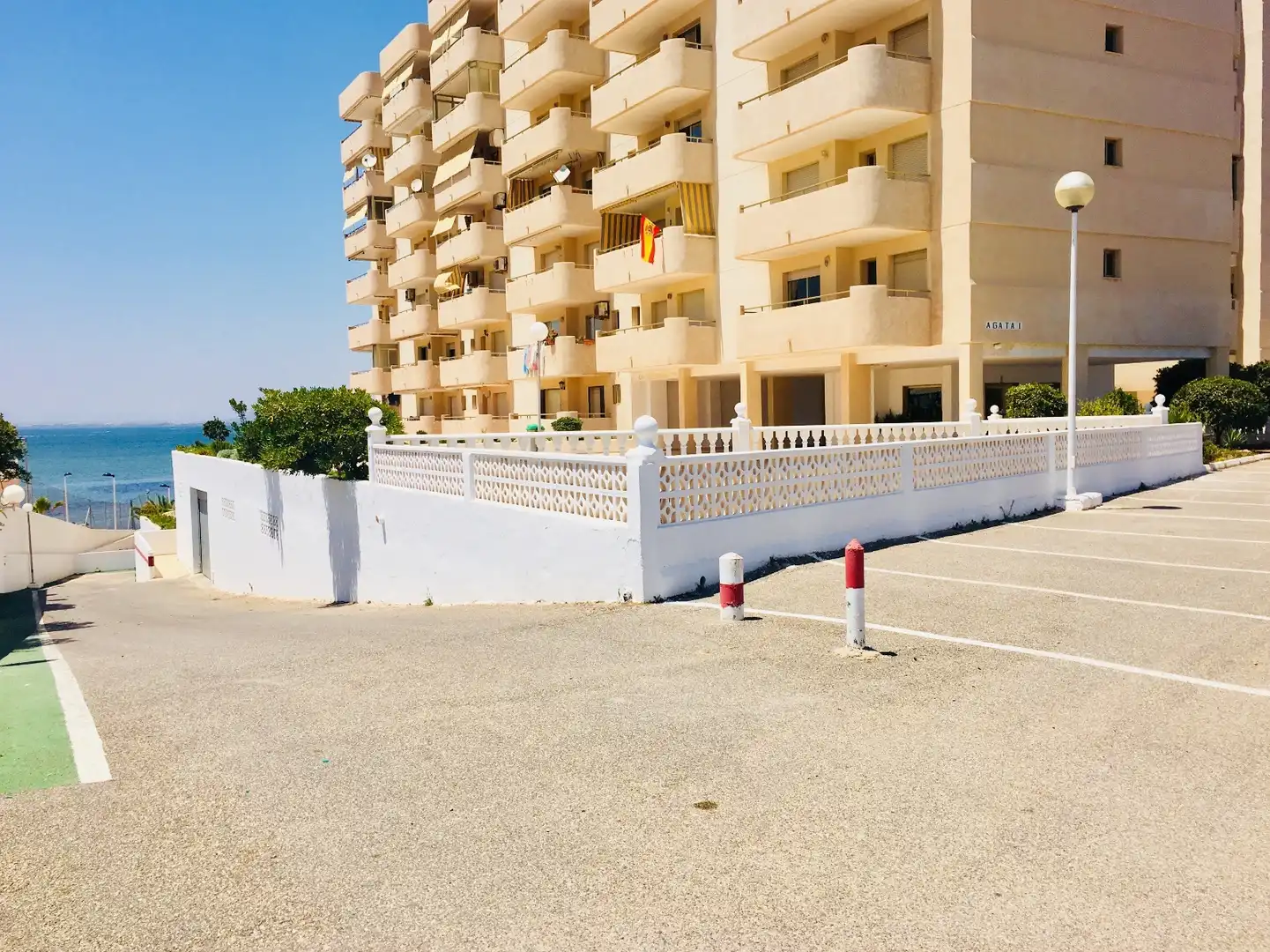 Appartement compact avec terrasse à louer à Playa de las Gaviotas - El Pedrucho