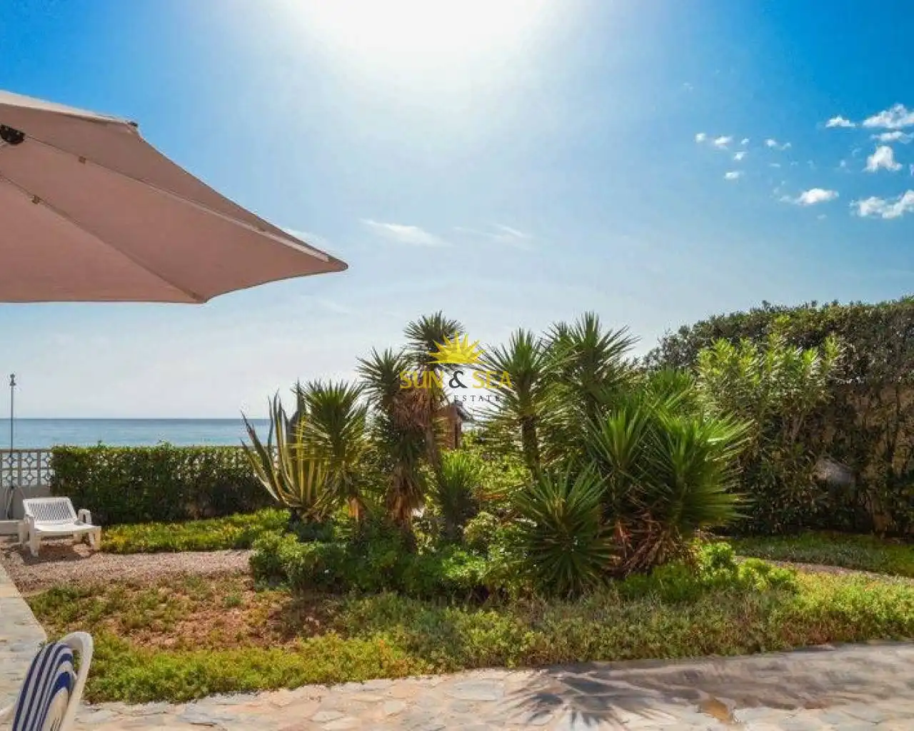 Villa mit Terrasse zur Miete in Playa de las Gaviotas - El Pedrucho, imagen 2