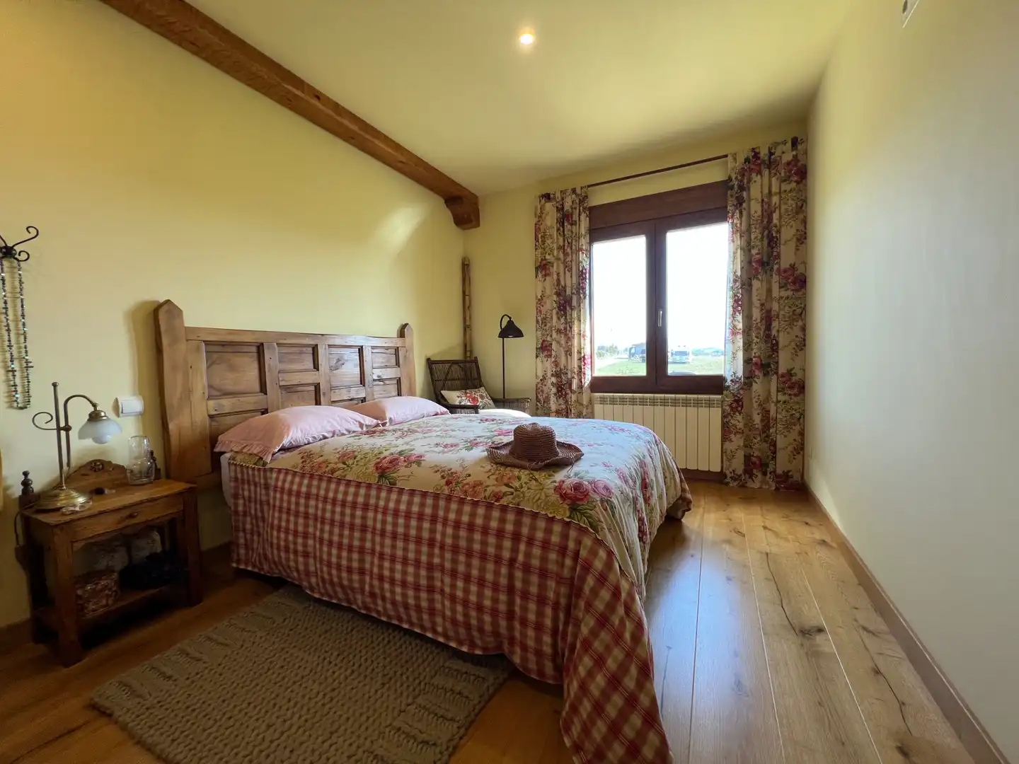 Habitación de Casa o chalet en venta en Jaca con Calefacción, Trastero y Balcón