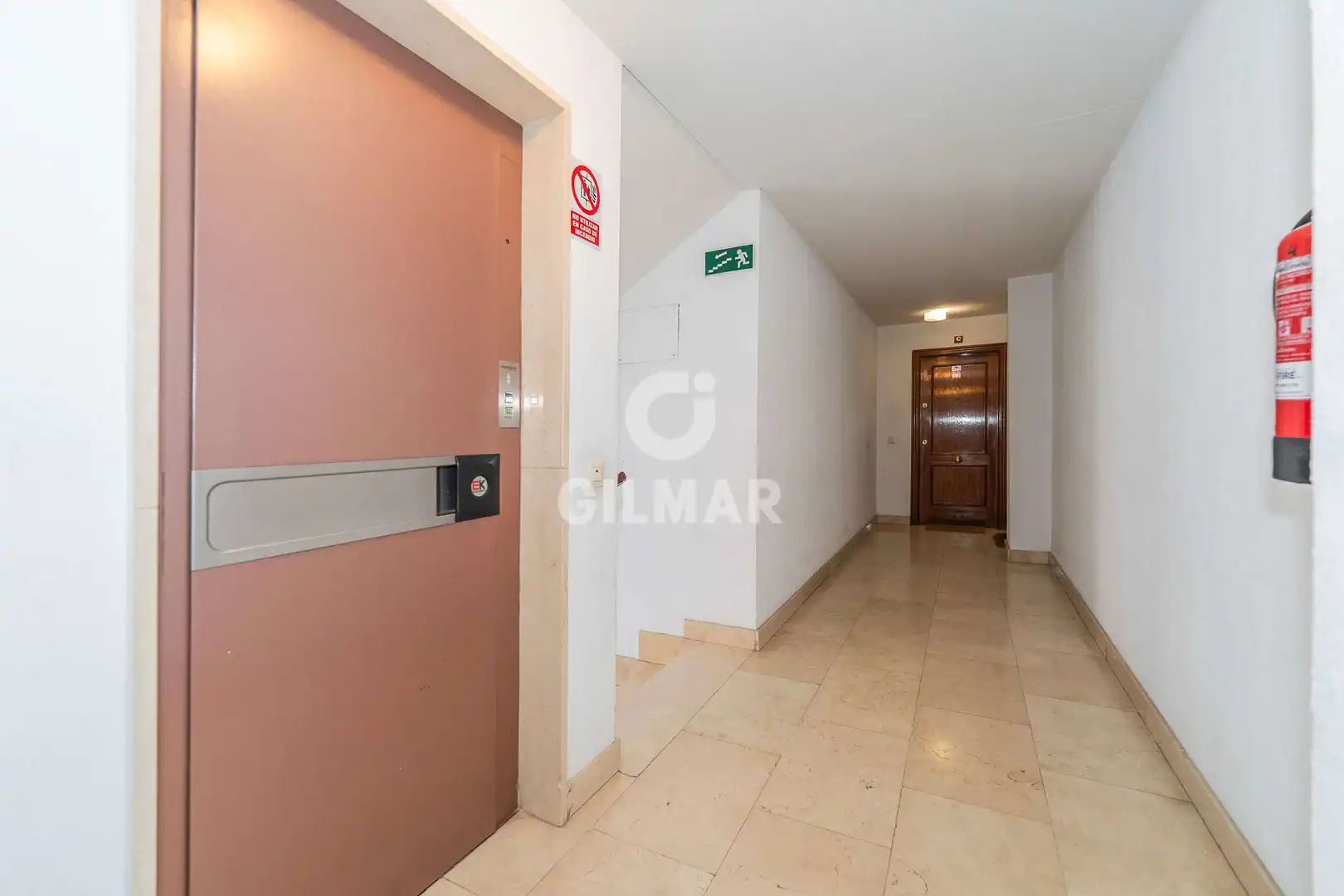 Wohnung zum Verkauf in Pozuelo de Alarcón mit Heizung, Privatgarten und Abstellraum