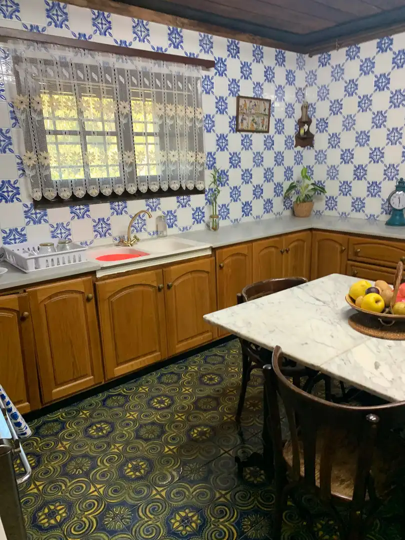 Cuina de Casa o xalet en venda en Girona amb Jardí privat, Parquet i Terrassa