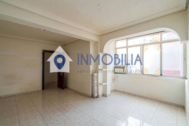 Piso en Venta en Calle Alcalá en Salvador