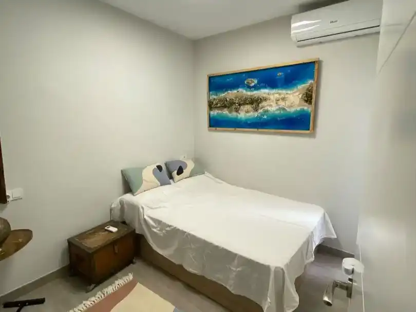 Dormitori de Pis en venda en Torrevieja amb Aire condicionat i Terrassa