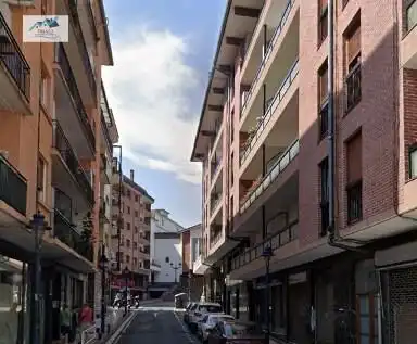 Piso en venta en Calle MARTIN ETXEBERRIA, Erialdea / Centro
