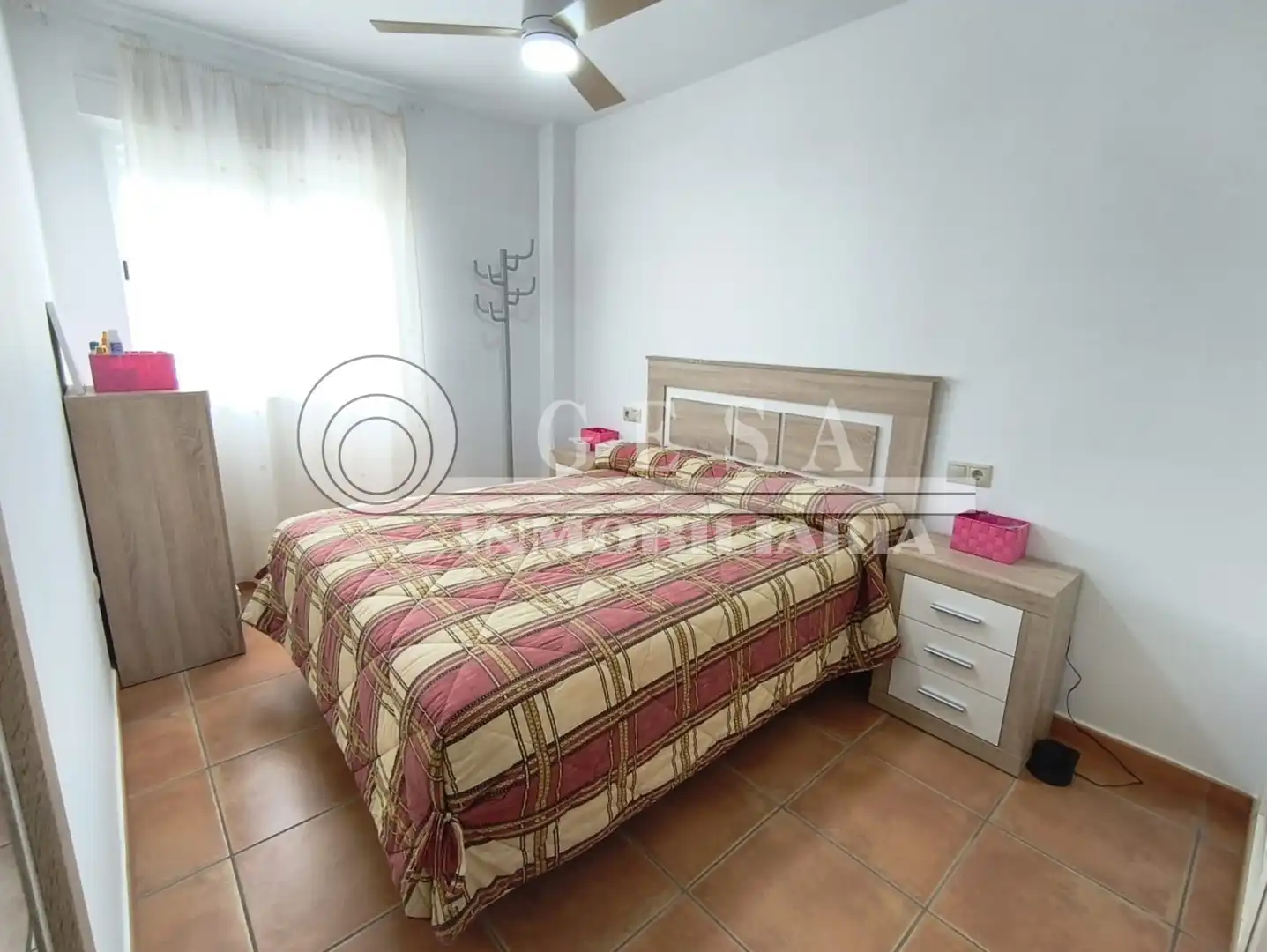Dormitori de Pis en venda en Torrox amb Aire condicionat i Terrassa