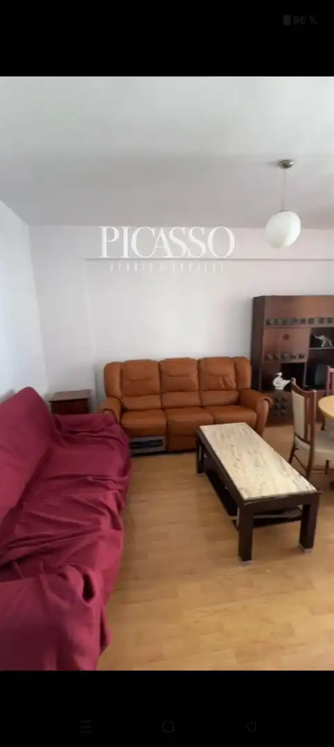 Pis en venda a Avenida Isabel Manoja