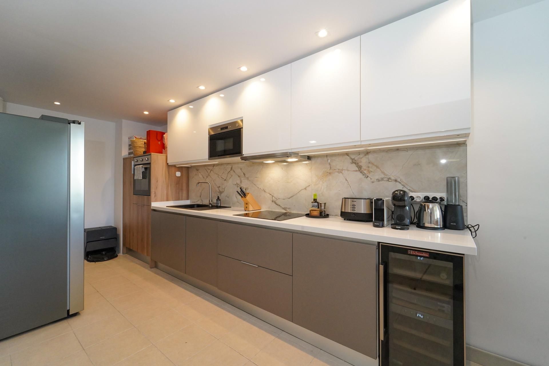 Kitchen of Flat for sale in Marbella