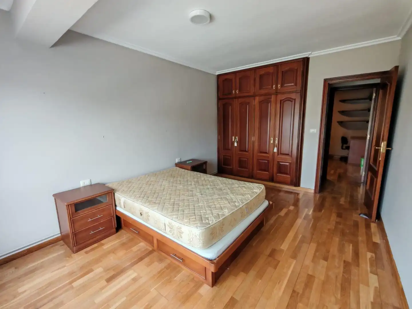 Piso de alquiler en O Castro