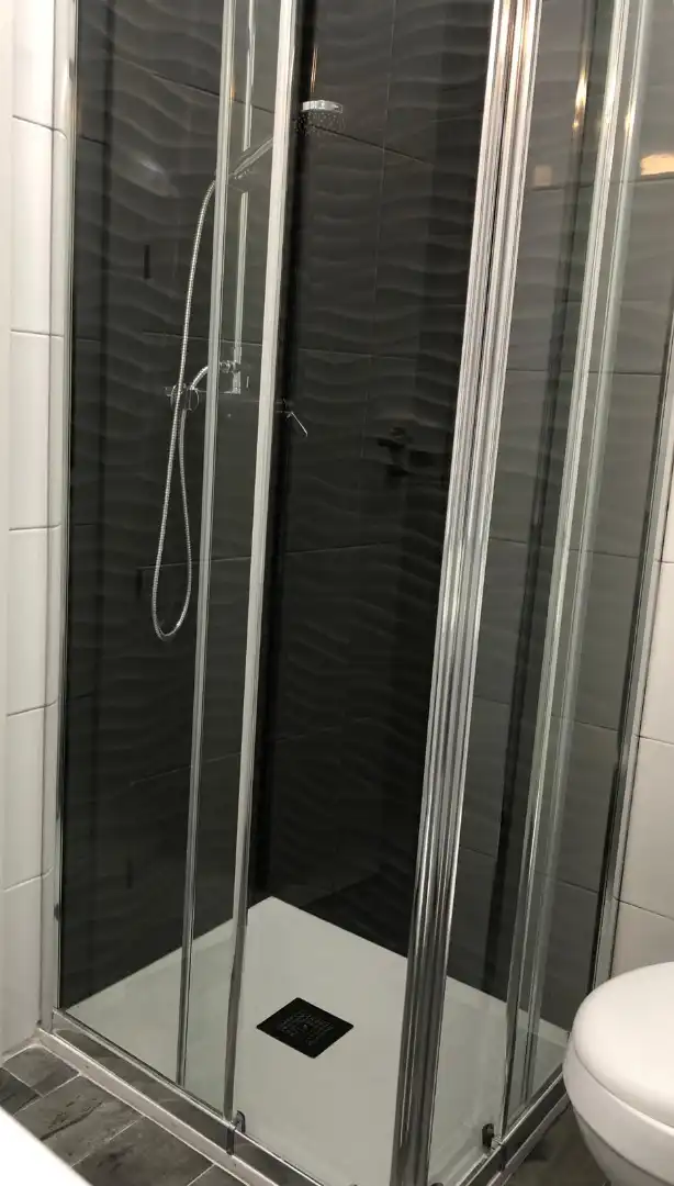 Bathroom of Flat for rent in Salamanca  with Heating, Parquet flooring and Furnished