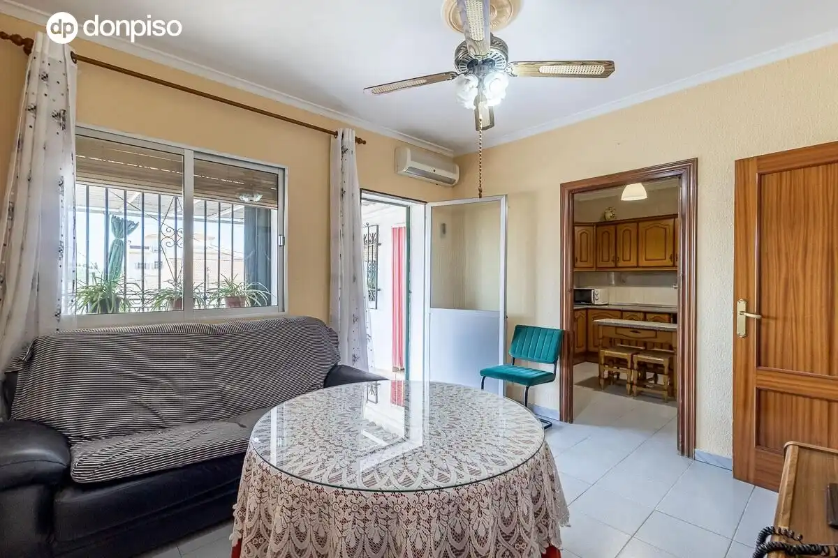Casa o xalet en venda a Calle Calle Gran Vía de Colón, 22, Láchar