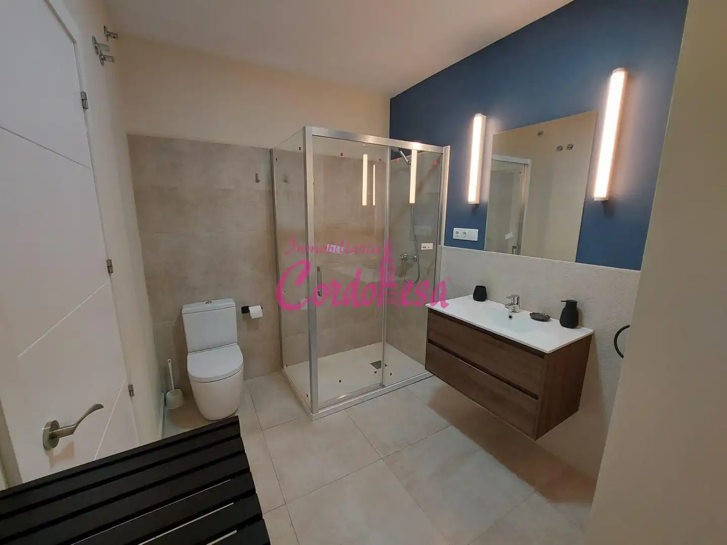 Badezimmer von Loft zur Miete in Córdoba mit Klimaanlage und Heizung
