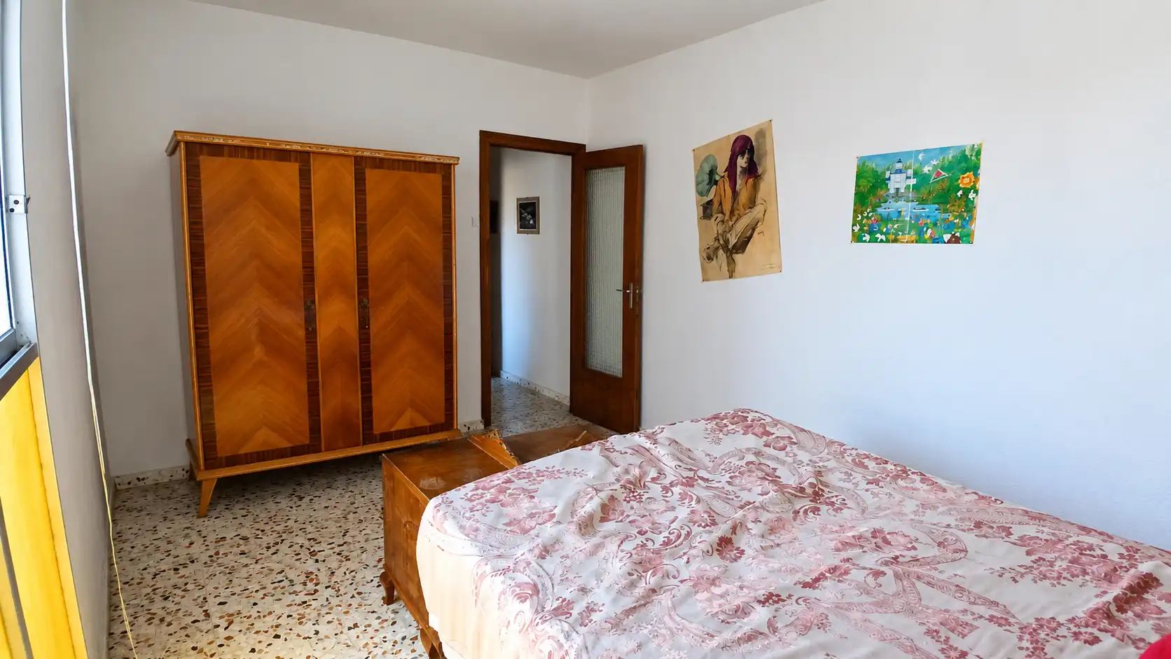 Dormitori de Casa adosada en venda en Torre del Compte, Teruel