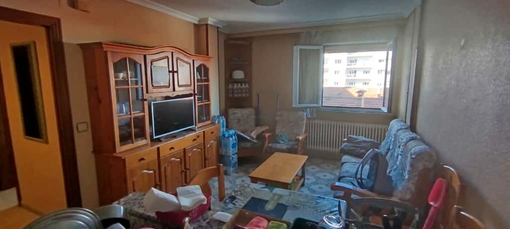 Flat to share in Calle Nueva de San Bernardo, San Bernardo, San Bernardo - Carmelitas - Campus