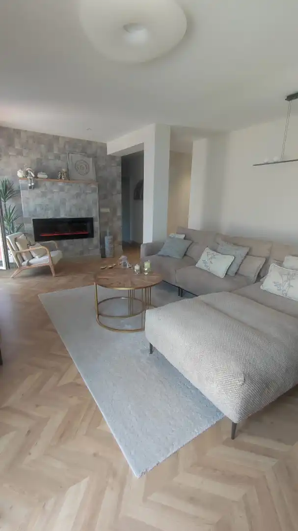 Sala d'estar de Àtic en venda en Monforte de Lemos amb Aire condicionat, Calefacció i Parquet