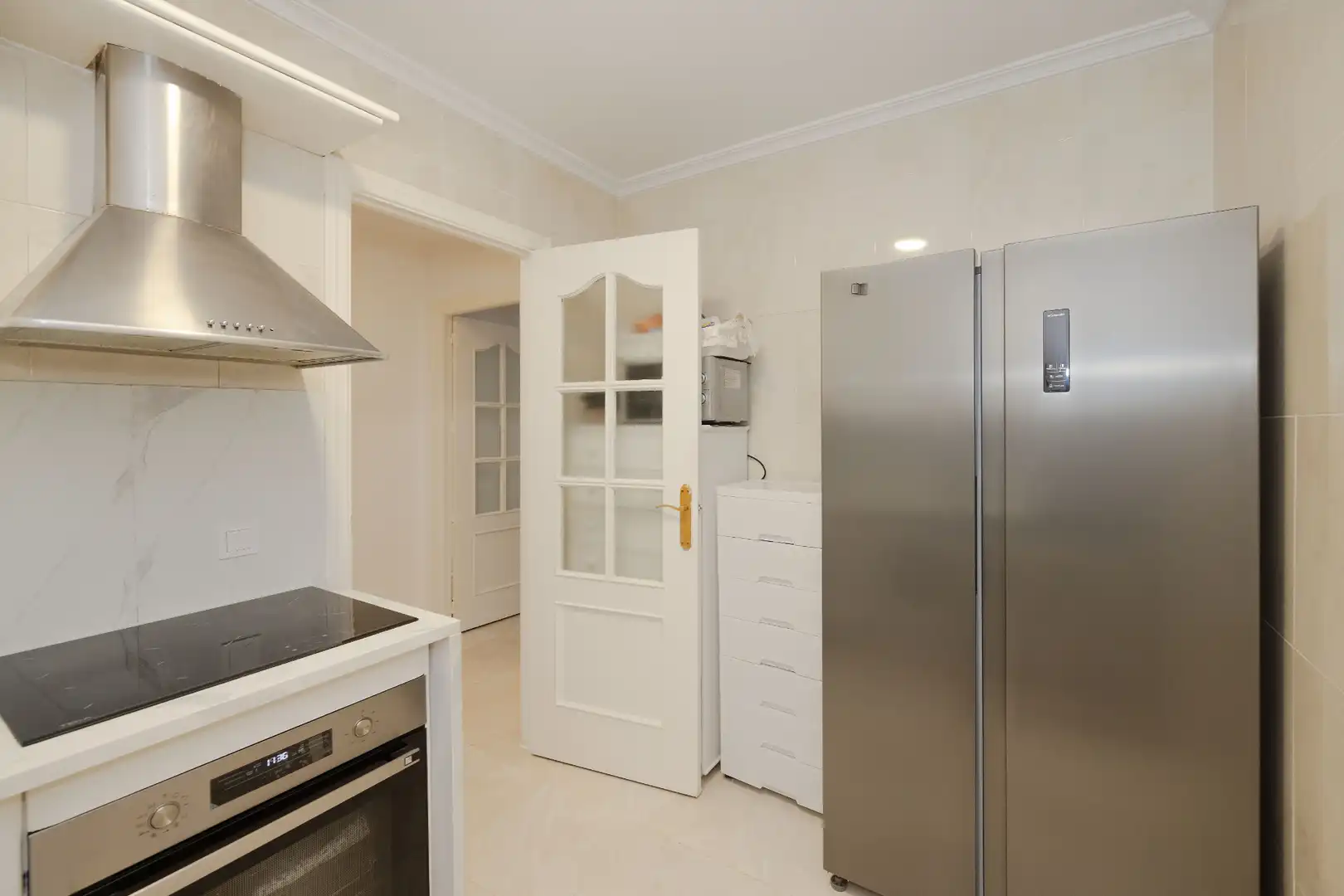 Cocina de Planta baja en venta en Marbella con Terraza y Piscina comunitaria