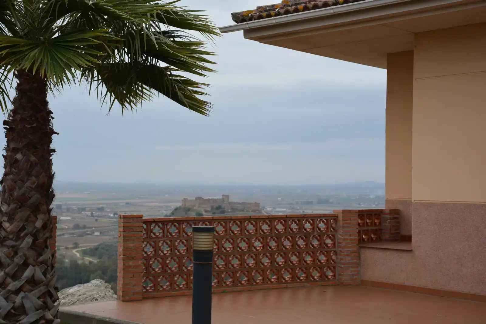 Vista exterior de Casa o xalet en venda en Medellín amb Aire condicionat, Calefacció i Jardí privat