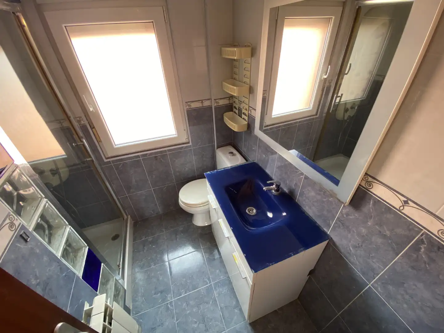 Bathroom of Flat for sale in Tanos