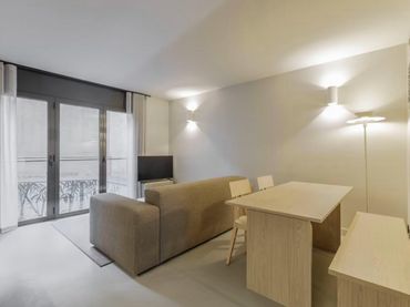 Appartement compact avec ascenseur à louer à Eixample