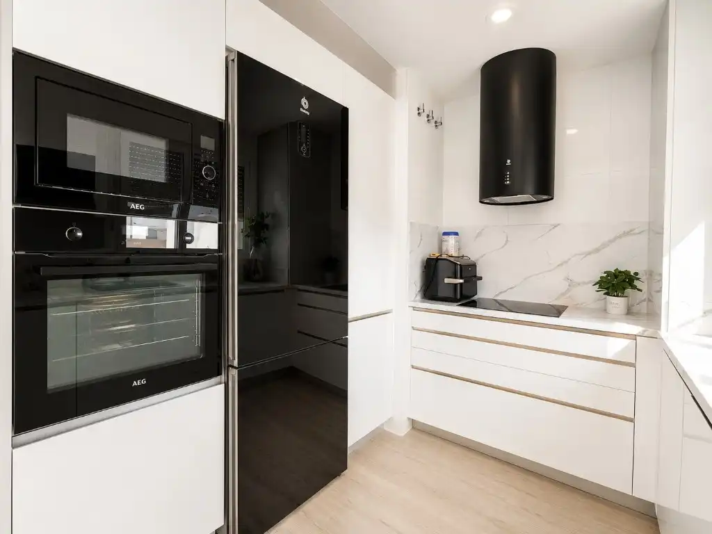 Kitchen of Flat for sale in Córdoba  with Air Conditioner, Terrace and Swimming Pool
