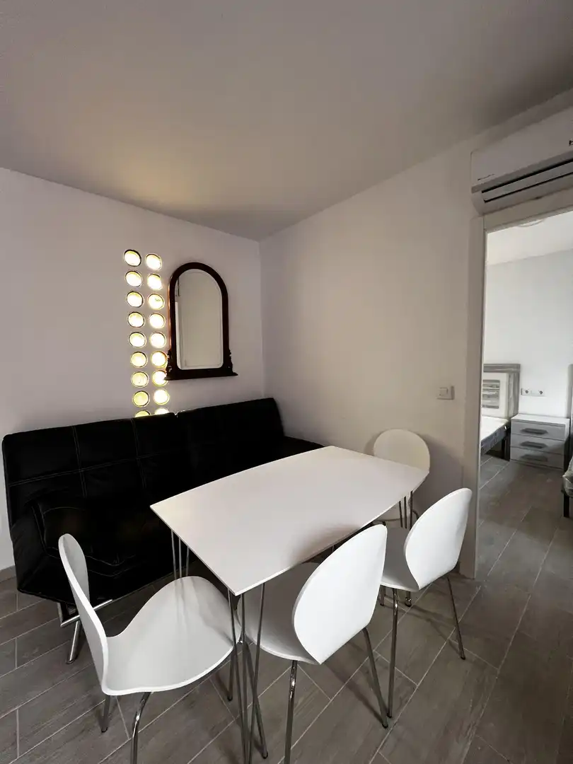Comedor de Piso en venta en Empuriabrava con Aire acondicionado y Amueblado