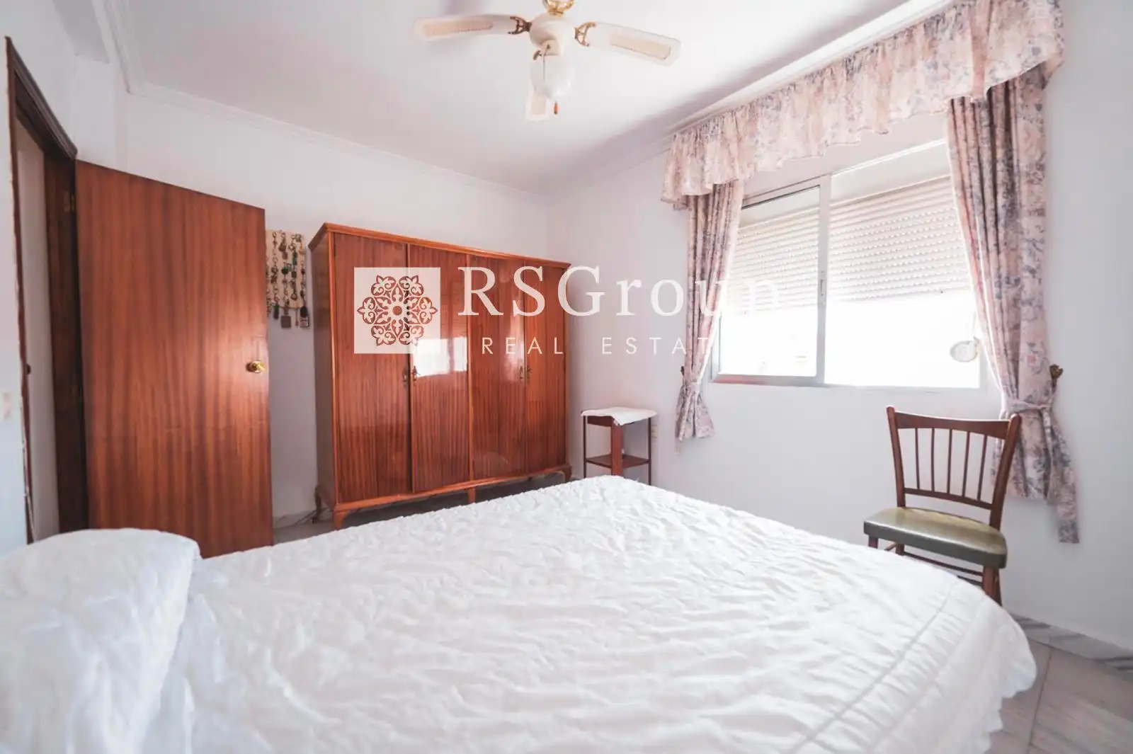 Habitación de Casa o chalet en venta en Cala con Piscina y Piscina comunitaria