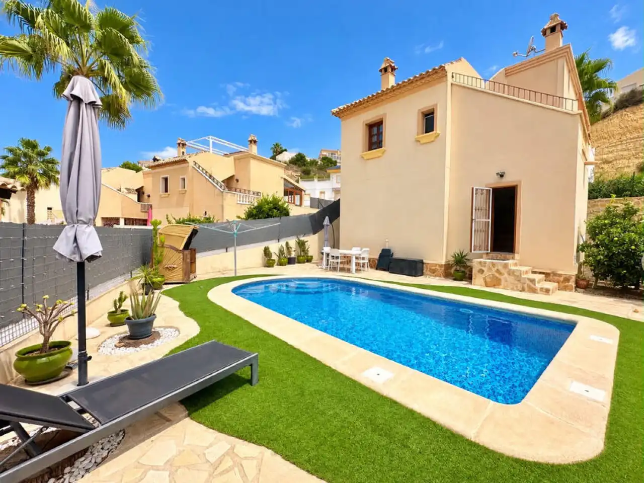 Villa mit Pool zum Verkauf in Ciudad Quesada