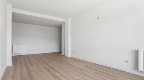 Photo 4 of Flat for sale in Calle del Pintor Ignacio de Zuloaga, 6, Sanchinarro,  Madrid Capital