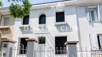 Exterior view of House or chalet for sale in  Madrid Capital  with Air Conditioner, Heating and Private garden