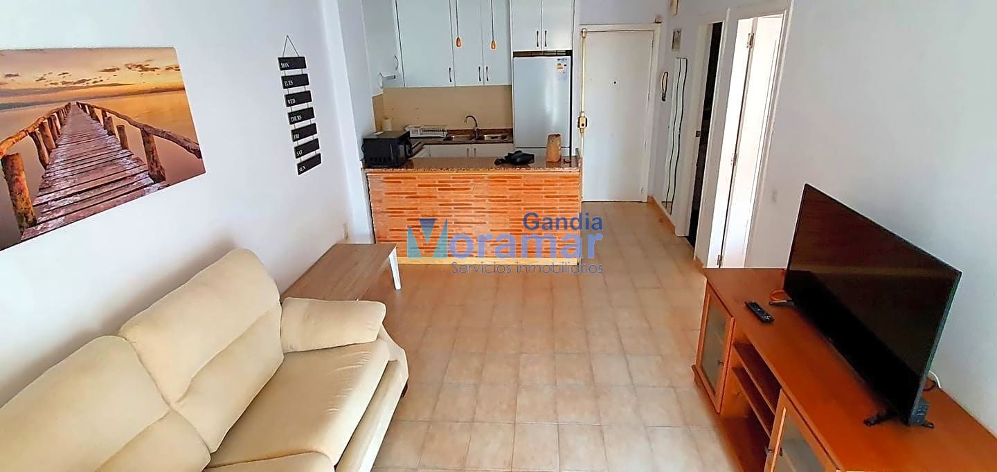 Living room of Apartment to rent in Gandia  with Air Conditioner, Private garden and Swimming Pool